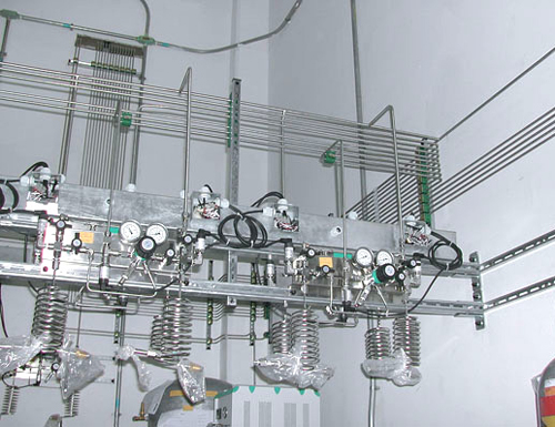 实验室供气与水电系统